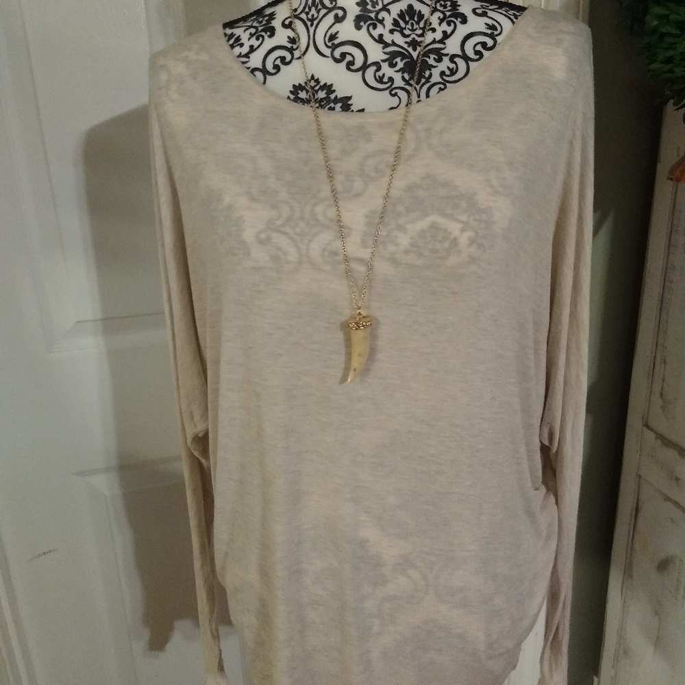 Zenana outfitters size medium